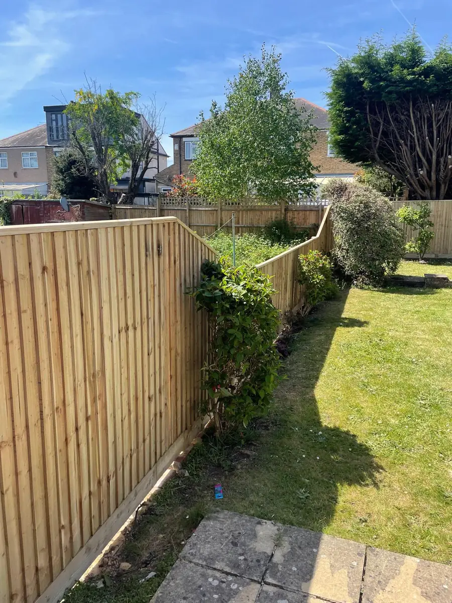 New fence panels and concrete posts