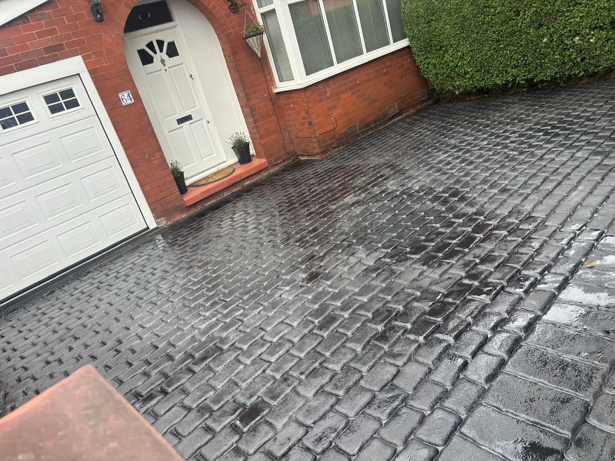 Block paved driveway and garage frontage